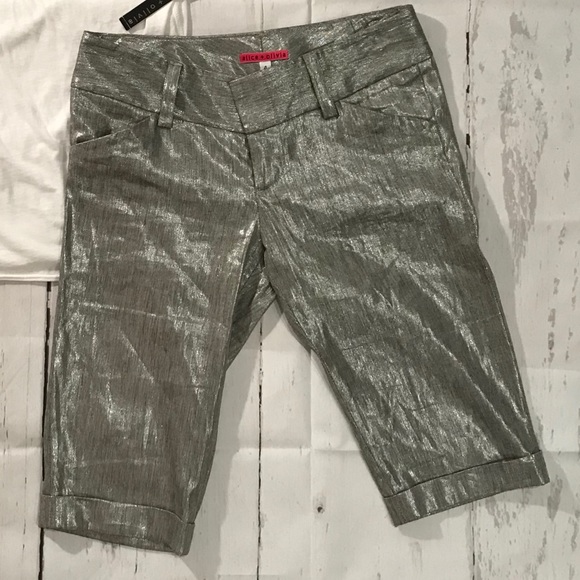 alice olivia silver lamé bermuda cuffed shorts